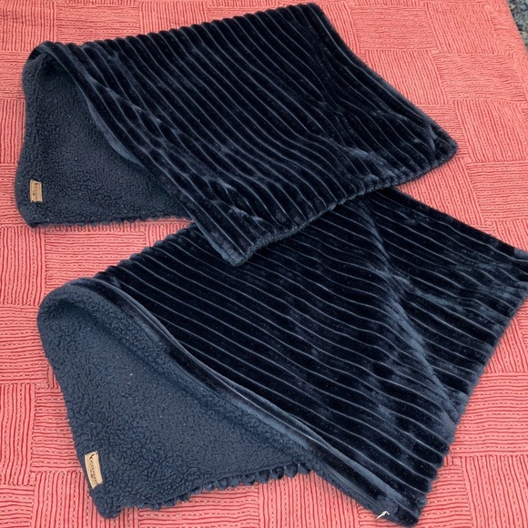 Koolaburra by UGG velour feel pillowcases King Pillow Cover / cushion covers - Picture 7 of 14